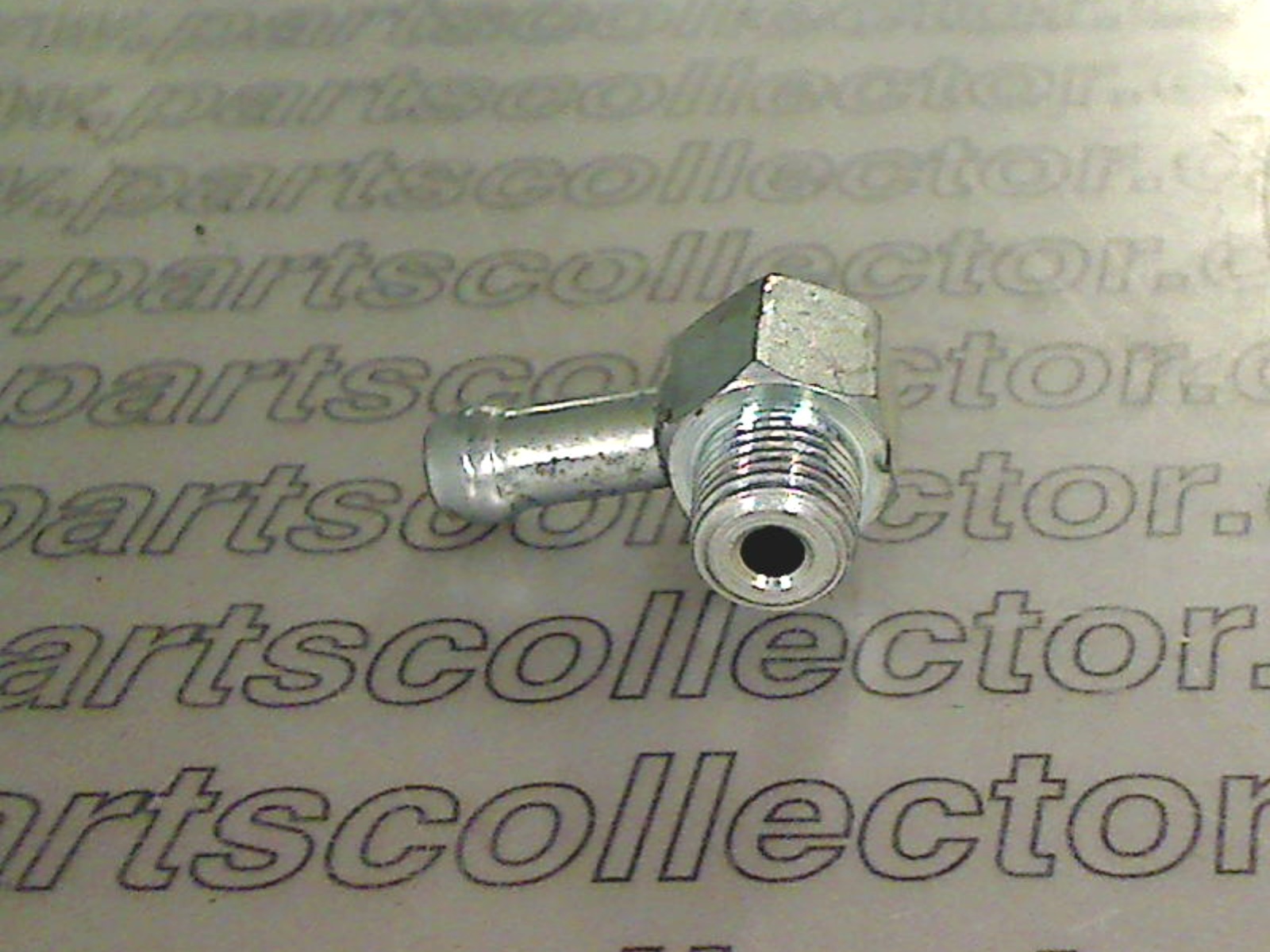 CONNECTOR SCREW
